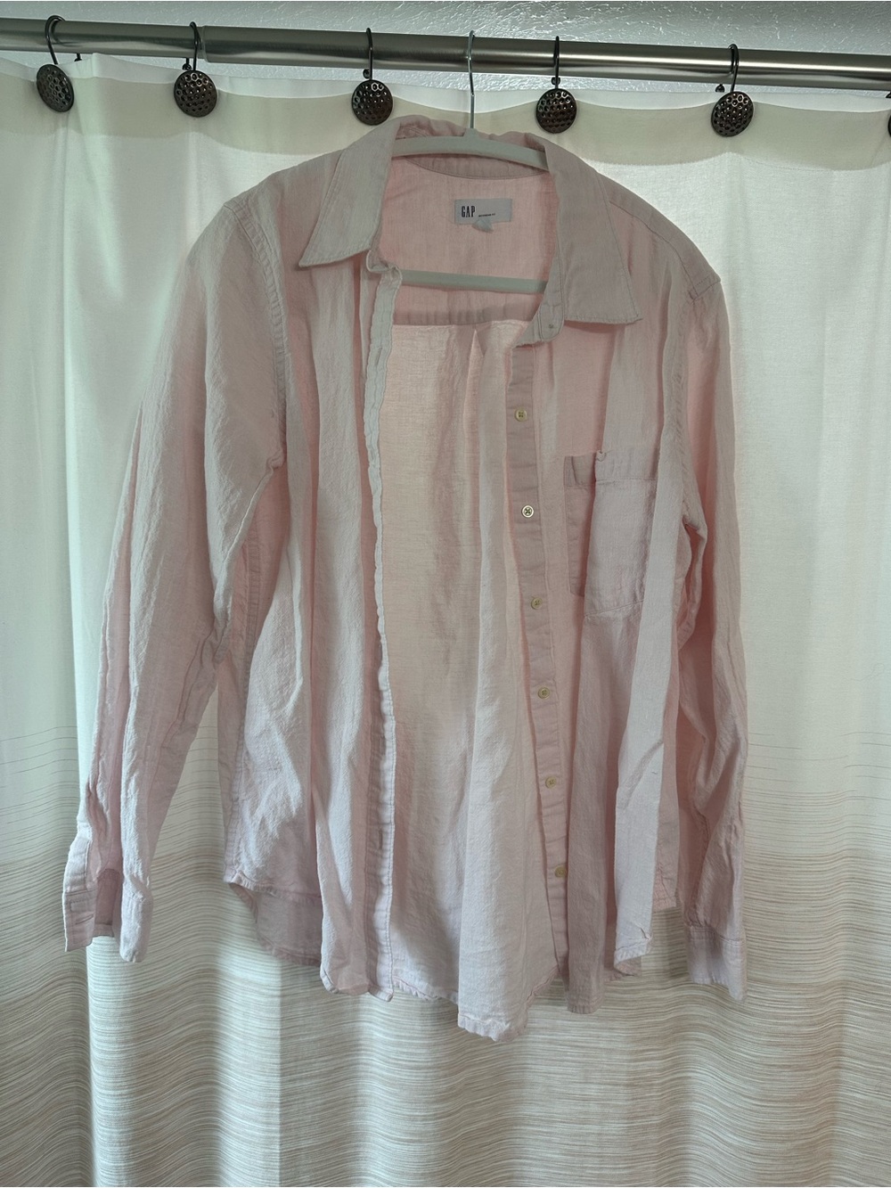 GAP Linen Blend Button-Up Shirt in Light Pink Size L
